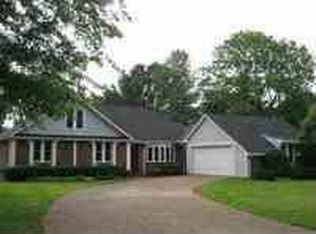 31 Fairway Cv, Jackson, TN 38305
