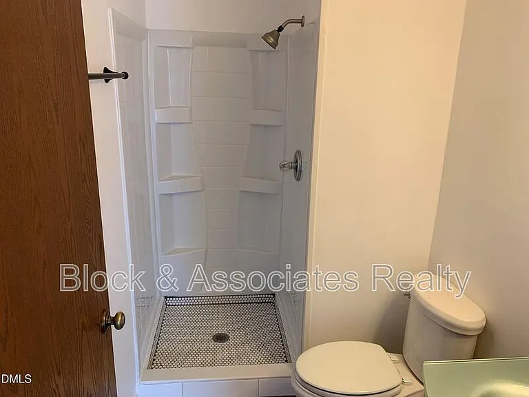 2600 Courier Ct — Photo 12