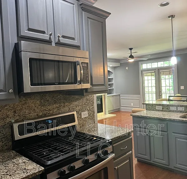 3365 Regent Pl SW — Photo 20
