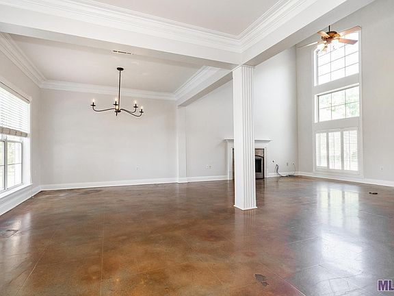 5th image of 18317 Manchac Place Dr