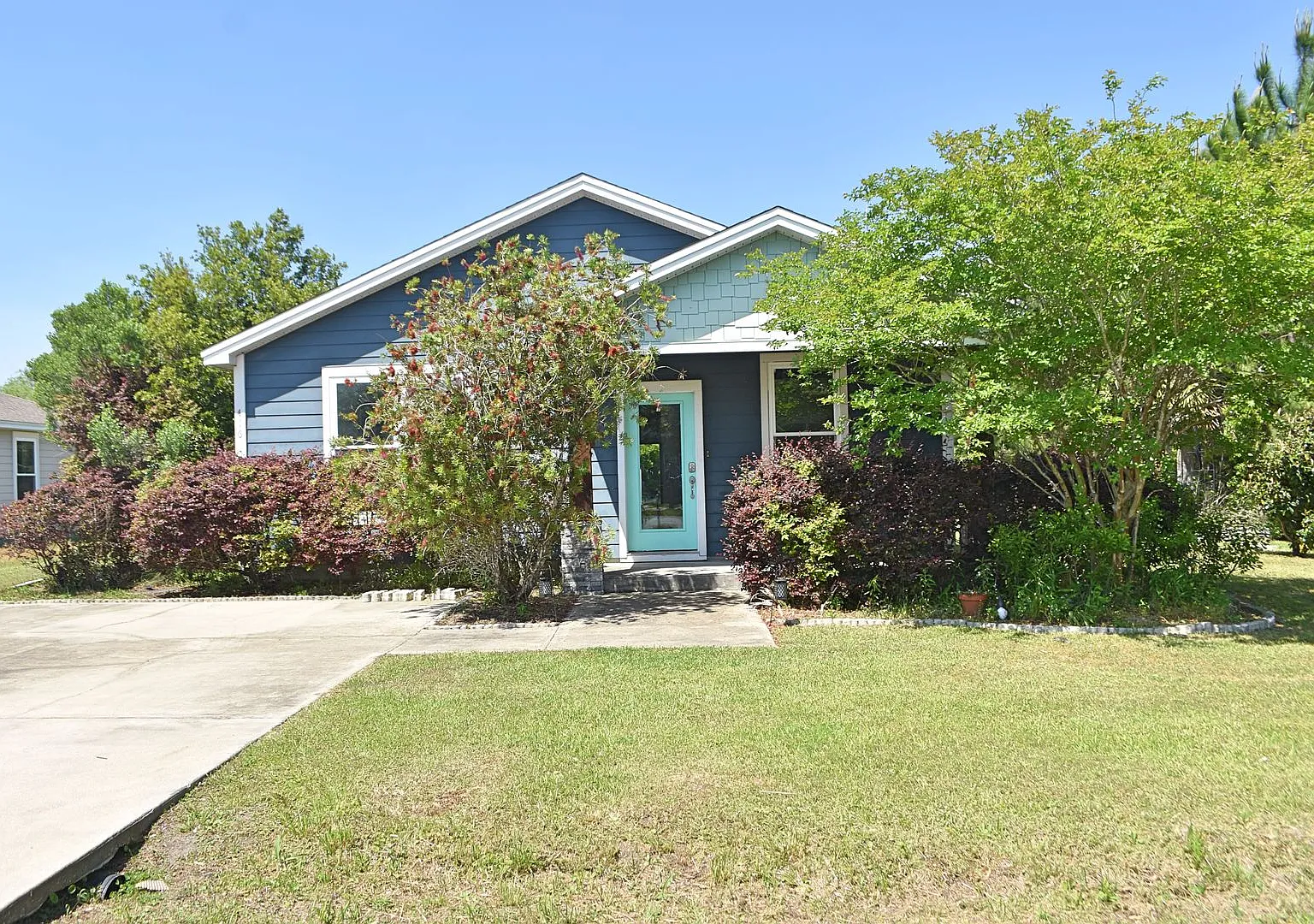 Three Bedroom for Lease convenient to South Walton — Photo 2