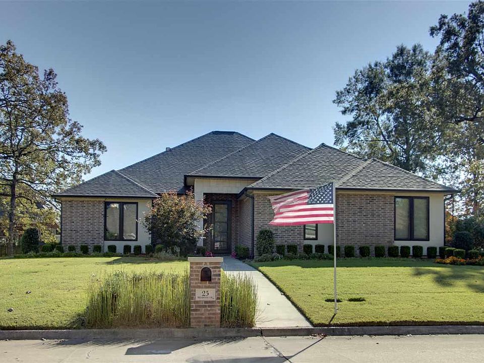 1st image of 25 Briarwood Cir