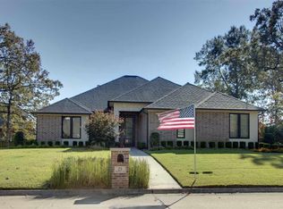 25 Briarwood Cir, Texarkana, TX 75503