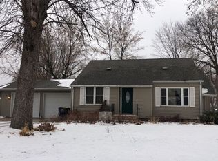 105 8th Ave SE, Fairfax, MN 55332