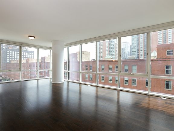 2nd image of 505 N McClurg Ct APT 703