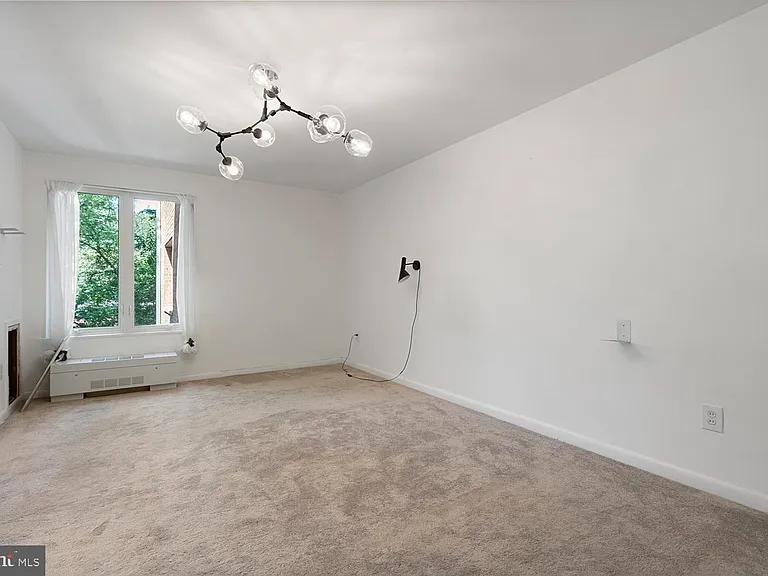 2400 41st St NW #312 — Photo 12