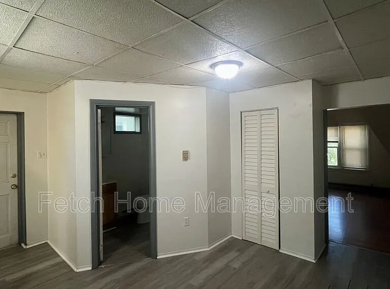 618 E King St #3 — Photo 5