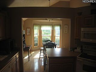4th image of 15249 Oak Hollow Ln