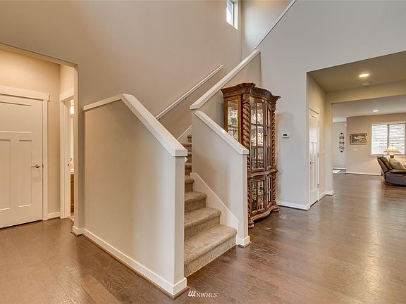 3rd image of 32895 NE 52nd St