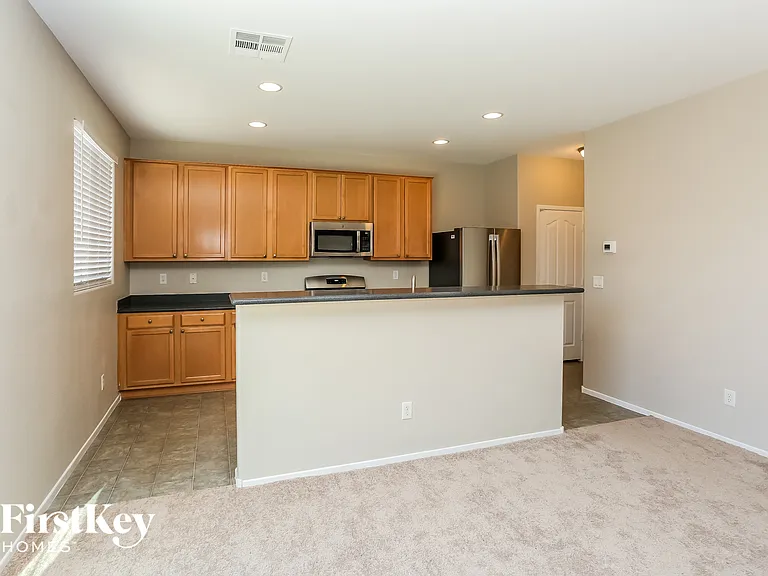 10841 Pearl River Ave — Photo 3