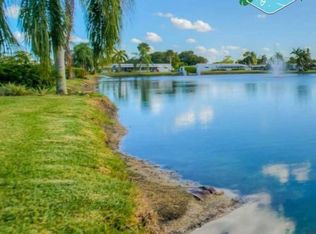 4345 Royal Manor Boulevard, Boynton Beach, FL 33436