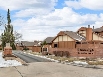 5657 SW Hawick Ln, Topeka, KS, 66614