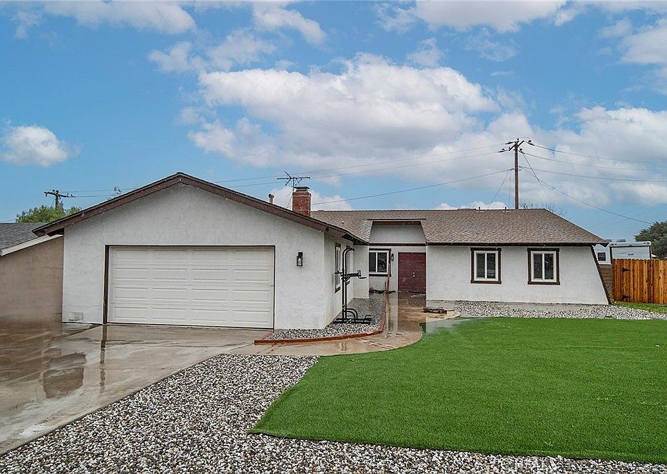 1st image of 30200 Westbrook Dr
