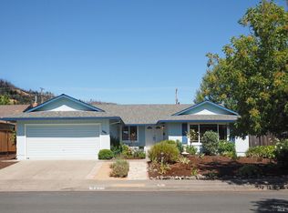 444 Garfield Park Ave, Santa Rosa, CA 95409