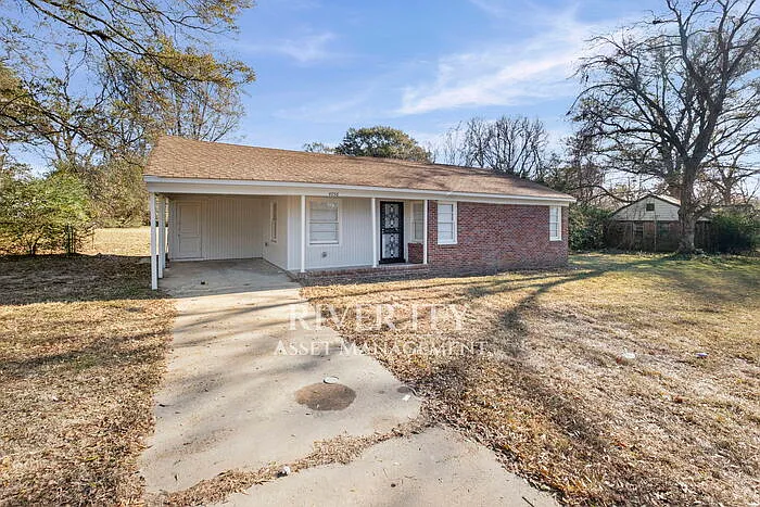 Building Photo - 4056 Grantham Rd