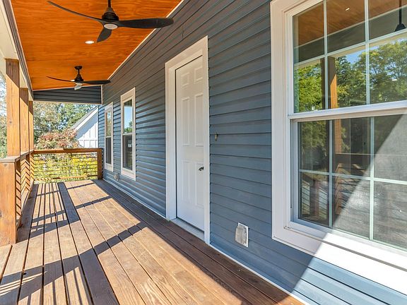 3rd image of 18 Hatch St