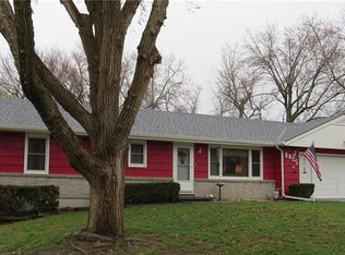 8825 N Charlotte St, Kansas City, MO 64155