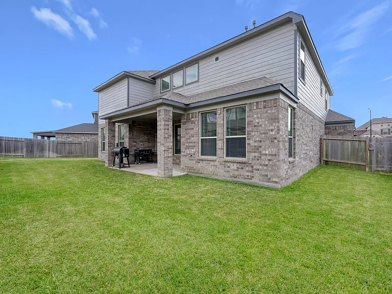 241 Bright Bluff Cir — Photo 38