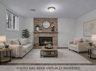 124 Springdale Dr #BASEMENT, Barrie, ON L4M4Y2