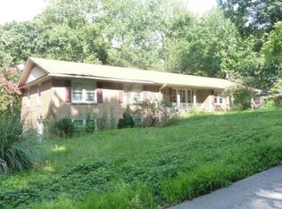 301 Cardinal Dr, Taylors, SC 29687