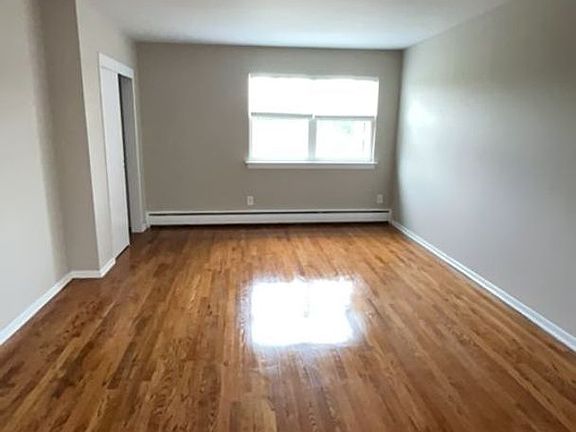 3rd image of 324 Central Ave Unit A7
