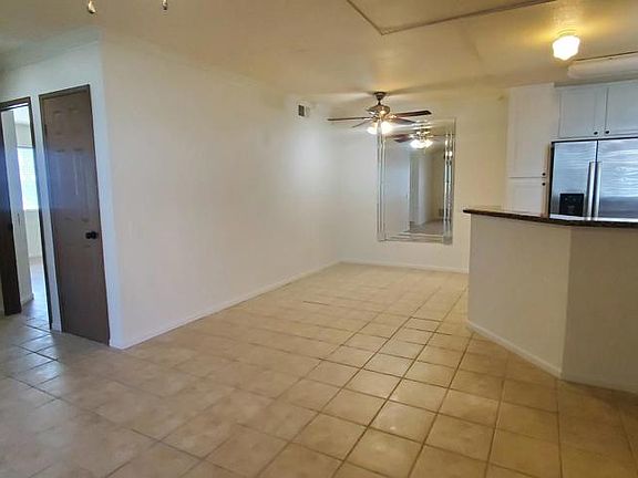 3rd image of 78650 Avenue 42 APT 1901