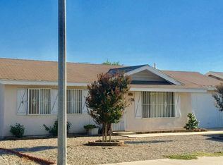 555 Onyx Ave, Hemet, CA 92543