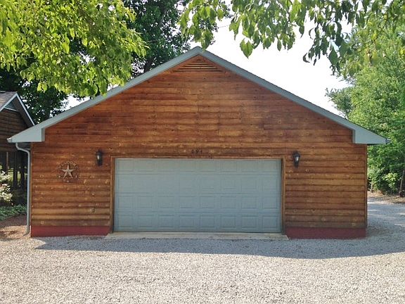 2 car detached garage