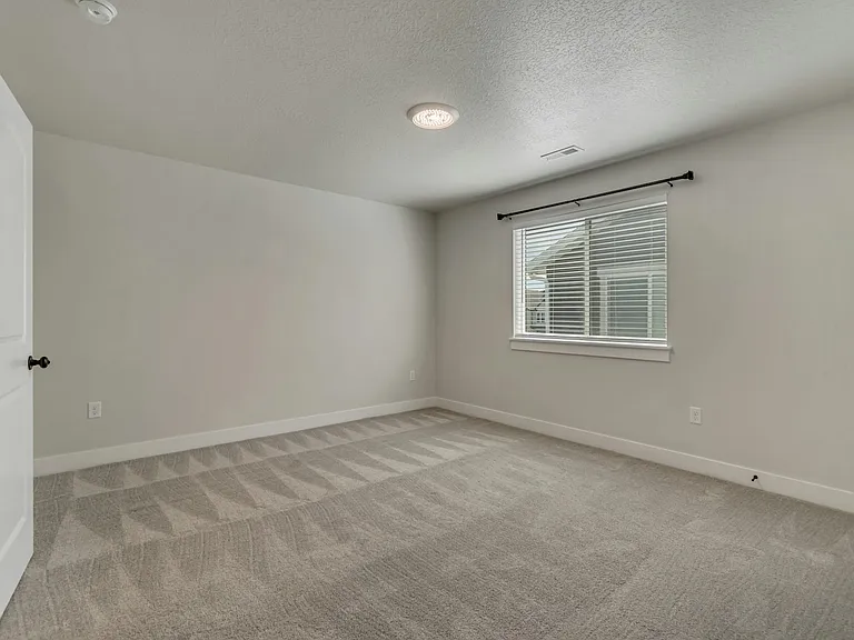 1316 W Quailhill Rd — Photo 15