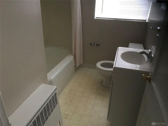 5th image of 34 W Burton Ave