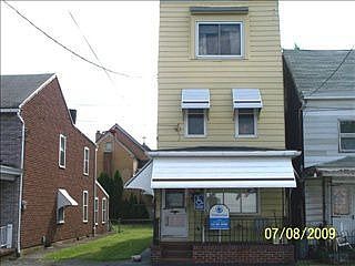 2nd image of 232 N Nichols St