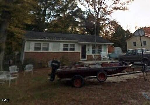 2nd image of 1606 Wayne St