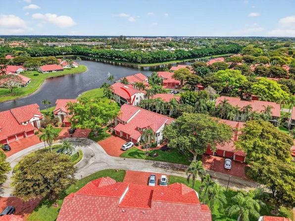 7685 Lexington Club Boulevard #A, Delray Beach, FL 33446