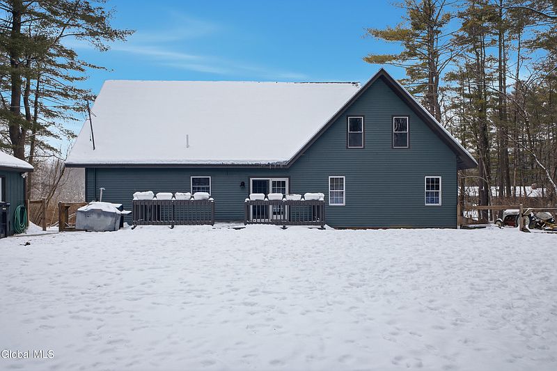 4th image of 48 Meadow Drive