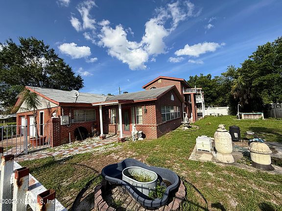 5th image of 7082 KNOTTS Drive