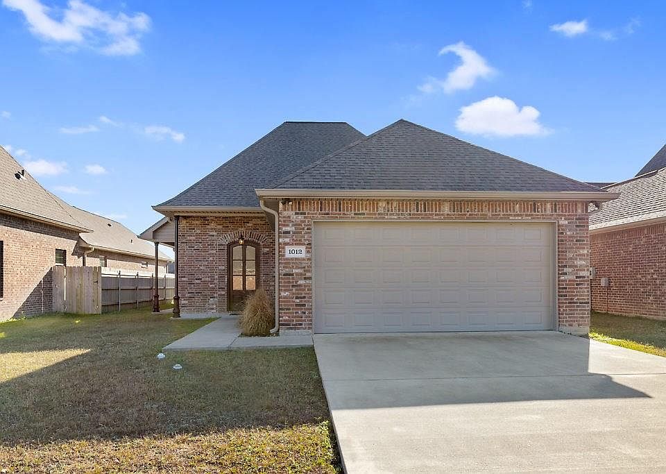 1st image of 1012 Michelle Dr #D