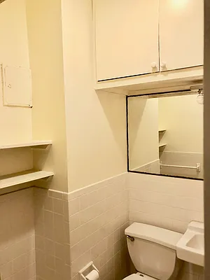 Rented by Compass | media 28