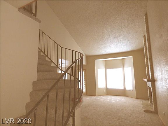 3rd image of 1630 Lorna Dr