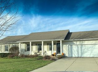 1895 Big Bear Dr, Owosso, MI 48867