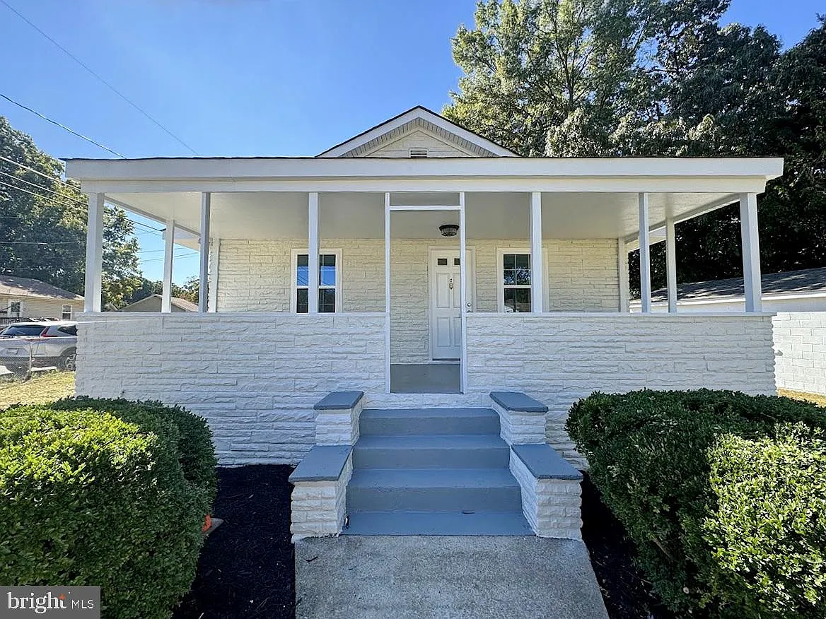 107 Ellerbe Dr photo 1