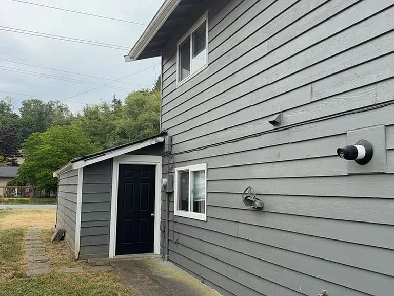 2701 Saint Clair St — Photo 22