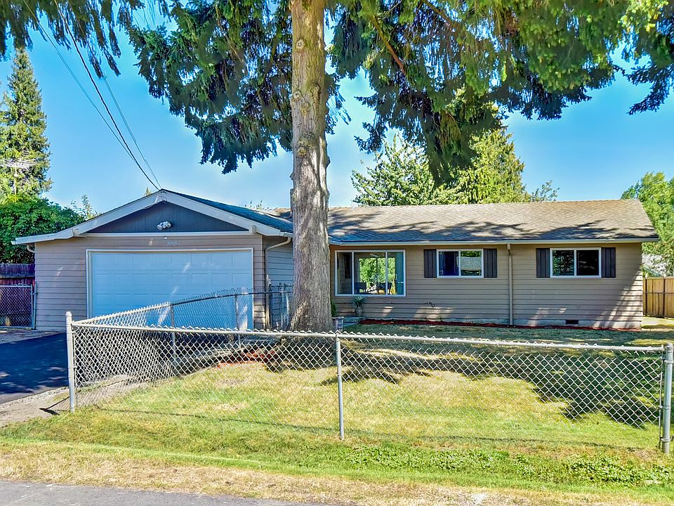 1st image of 20915 3rd Ave W