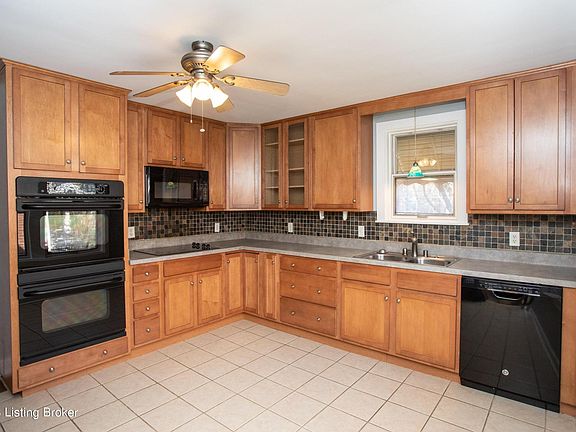 2nd image of 3006 Dartmouth Ave