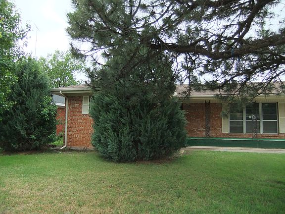 3rd image of 2313 Mary Ellen St