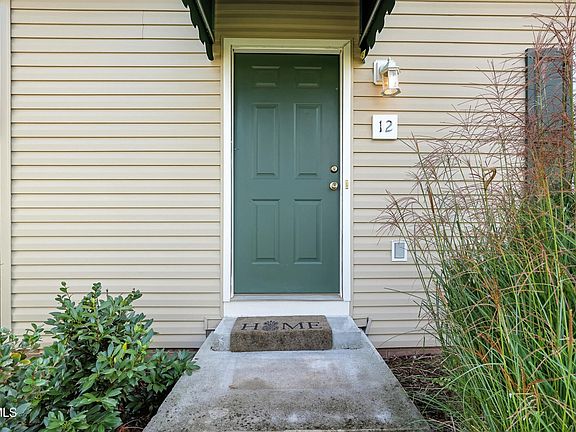 5th image of 12 Province Dr #12