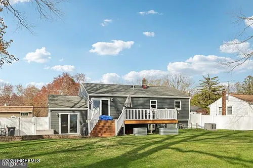 118 Darien Rd Photo 1