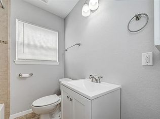 1118 Woolworth St, Houston, TX 77020