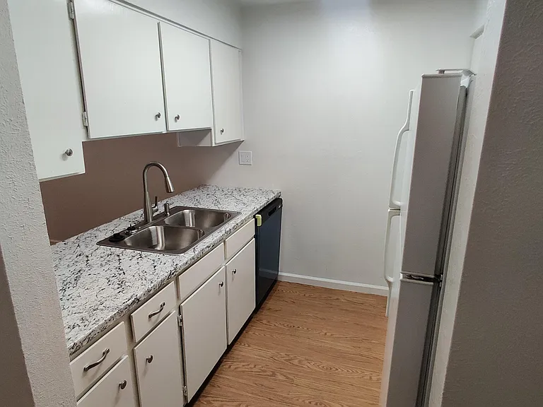 2916 Palo Verde Dr NE #B — Photo 13