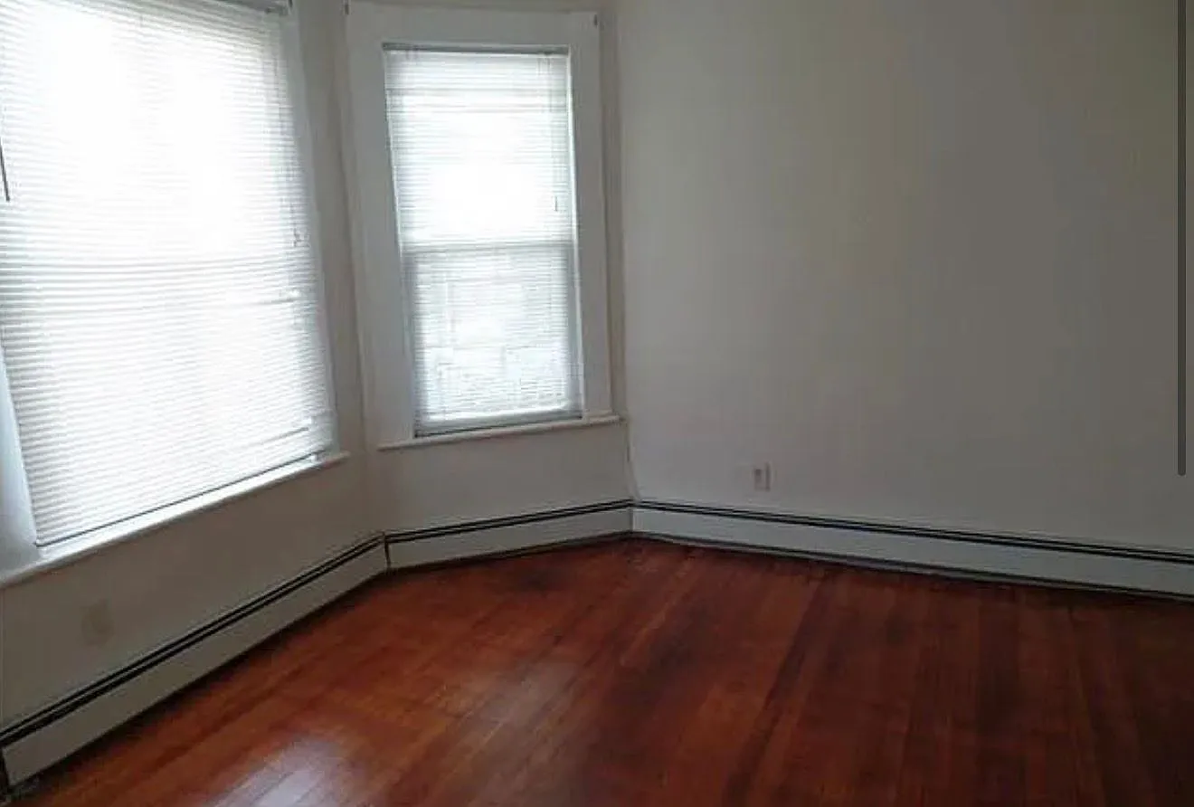 2 bed, $1,975 — Photo 1