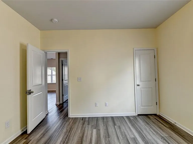 3335 Fall Branch Ln — Photo 27